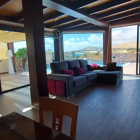 Вилла Loba With Private Pool Коста Калма