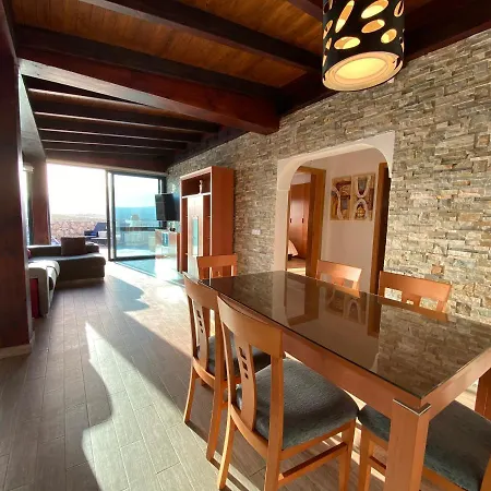 Loba With Private Pool 科斯塔卡玛